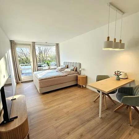 Strandnah,ruhig ,sunset- Balkon Und Kostenloser Parkplatz *