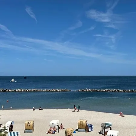 Strandnah,ruhig ,sunset- Balkon Und Kostenloser Parkplatz Apartmán