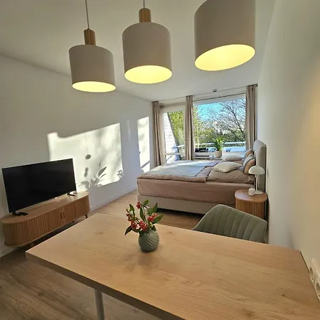 Strandnah,ruhig ,sunset- Balkon Und Kostenloser Parkplatz Apartmán *